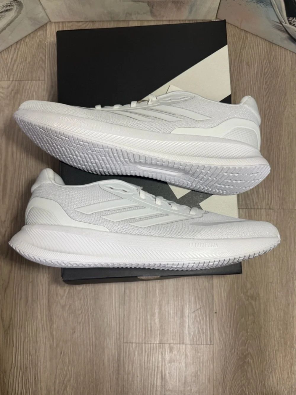 New adidas Runfalcon 5 Triple White Running Shoes Sneakers Size 11.5, 12 Men